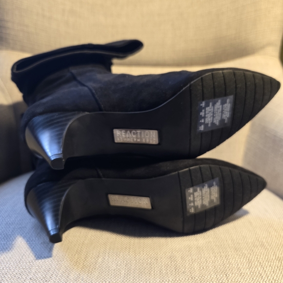 Reaction Kenneth Cole Black Slouchy Heeled Boots - Picture 4 of 8
